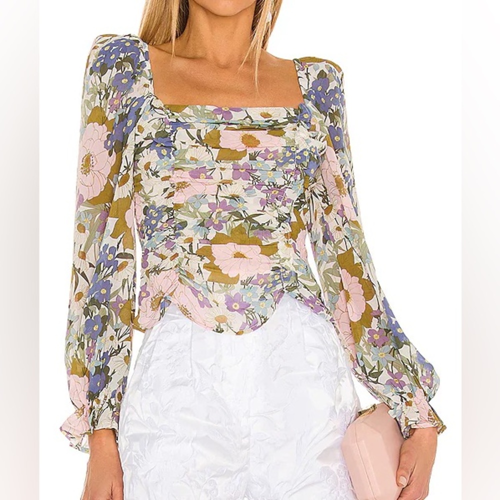 ASTR the label floral top- size Small